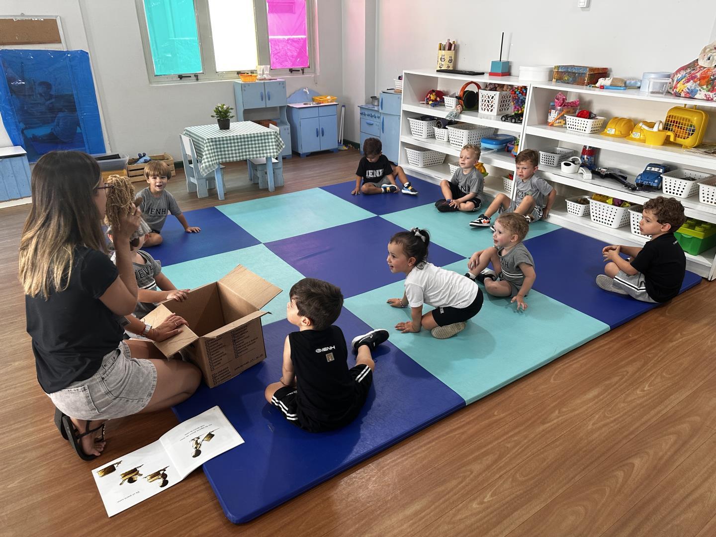 A Caixa de Jéssica inspira vivências e registros das crianças da Unidade Pindorama 