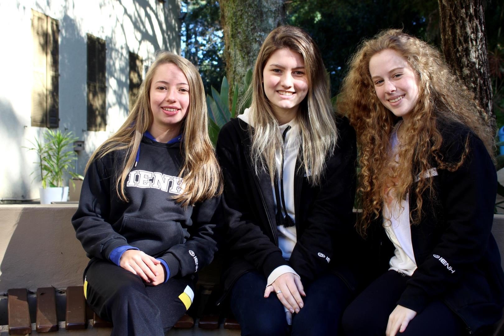 Alunas da IENH são selecionadas para programa de Líderes do Columbia International College