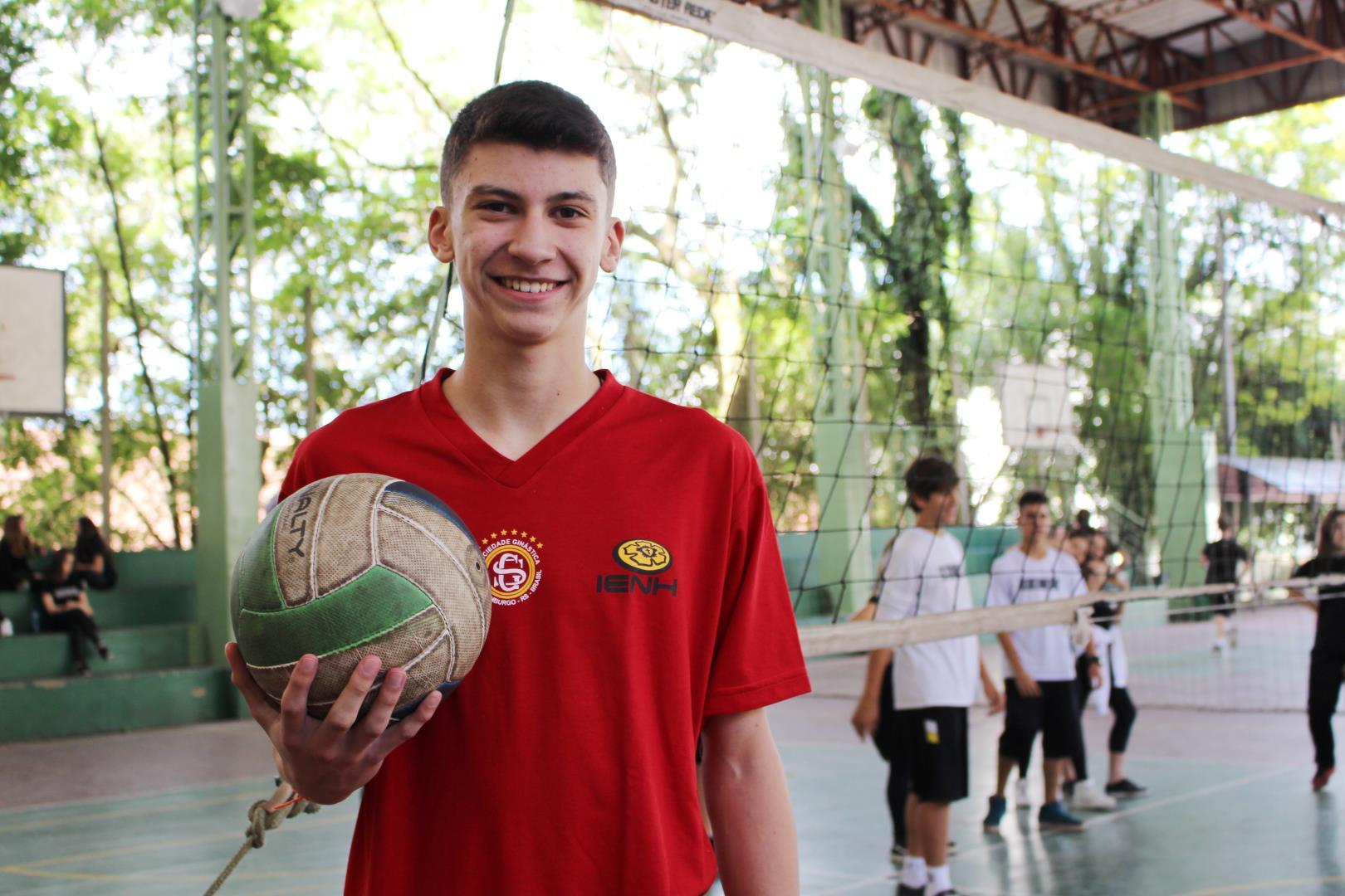 Aluno da IENH é convocado para Seleção Gaúcha de Voleibol