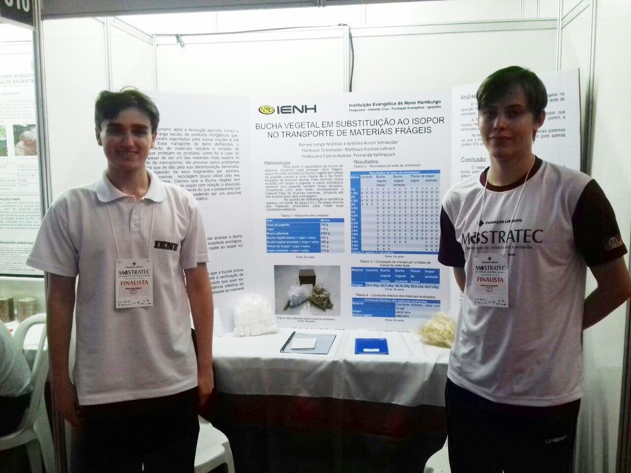 Alunos da IENH participam da 32ª Mostratec Alunos da IENH participam da 32ª Mostratec