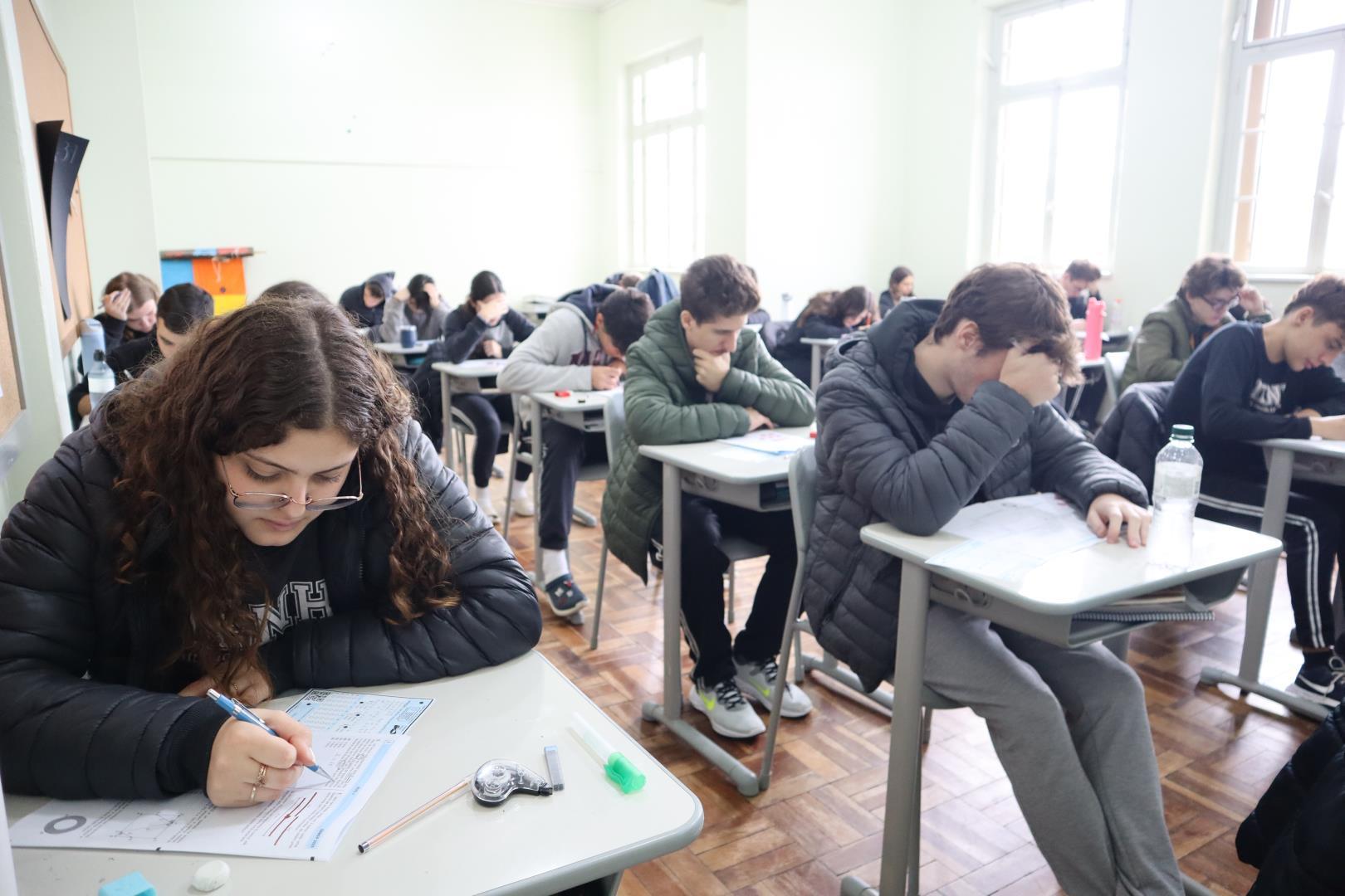 Alunos da IENH participam da primeira fase da OBMEP 2025