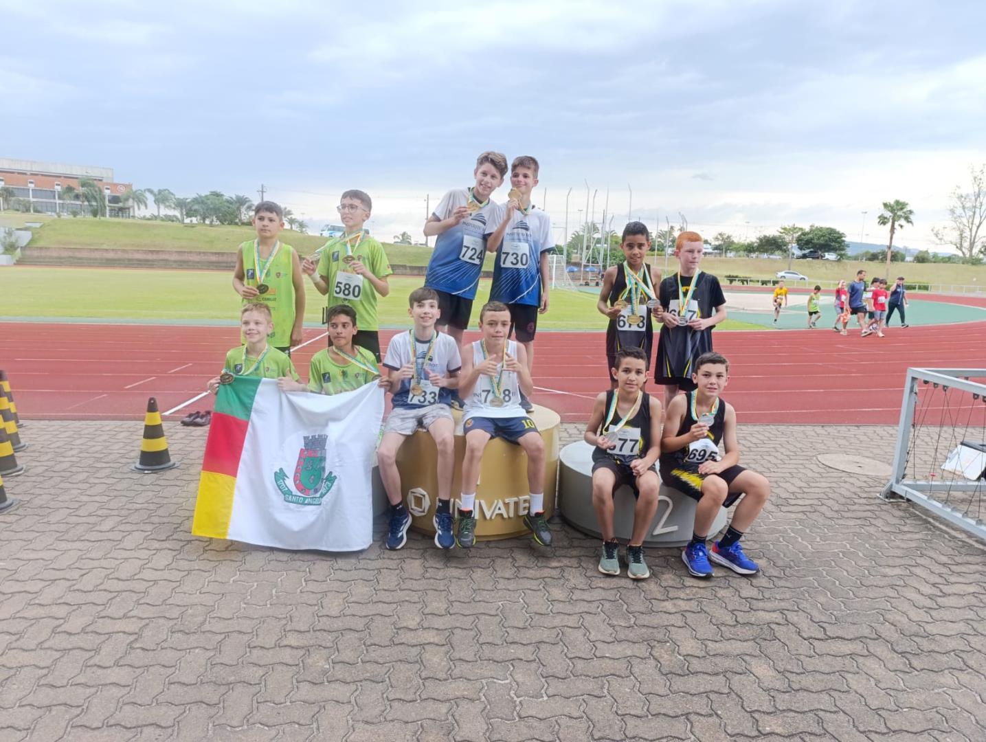 Atletismo da IENH é campeão estadual sub-12 masculino Atletismo da IENH é campeão estadual sub-12 masculino