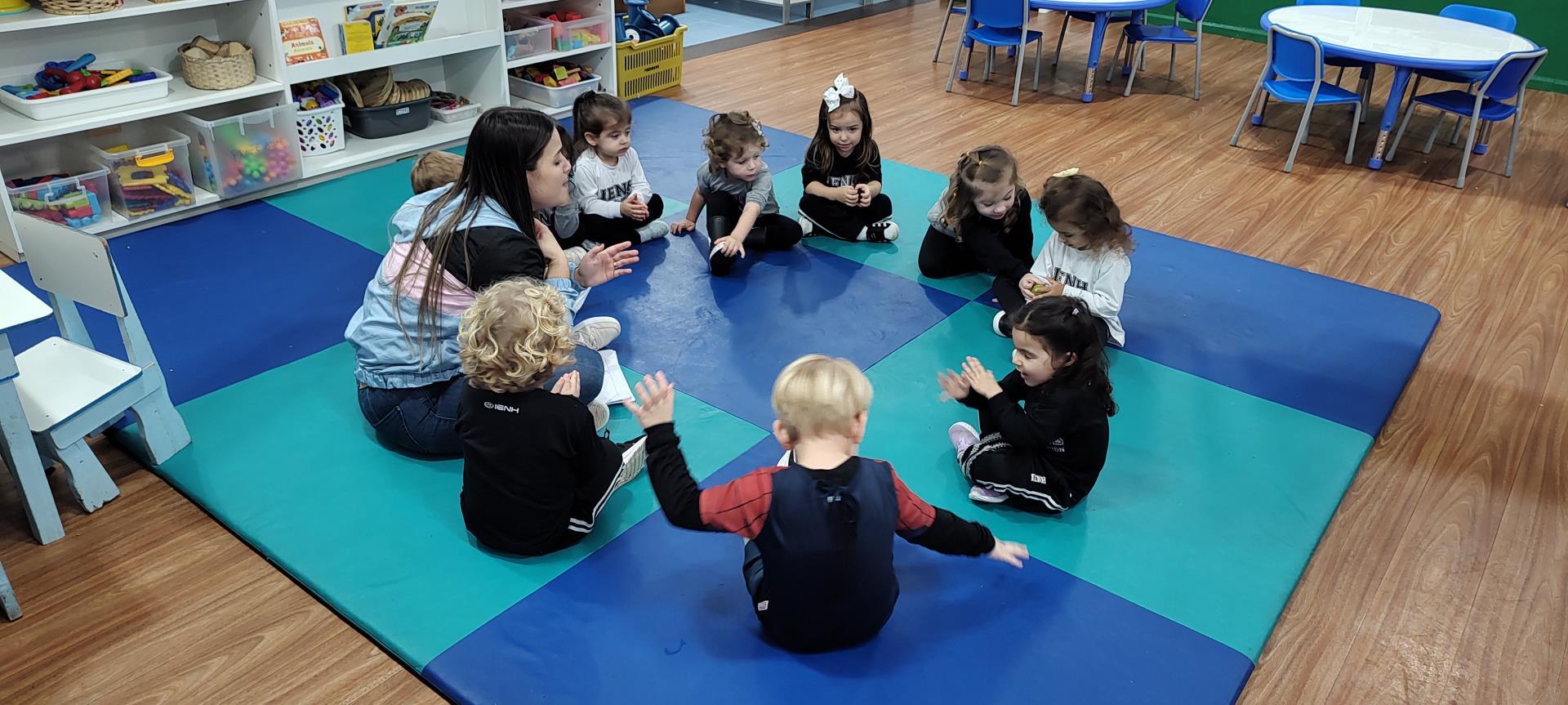 Crianças da Unidade Pindorama compartilham diversão de sala de aula com as famílias