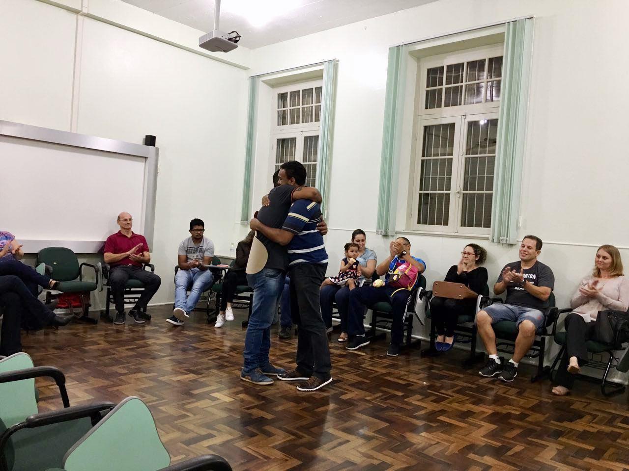 Curso de Psicologia da IENH efetiva parceria com a ONG Elo adoção