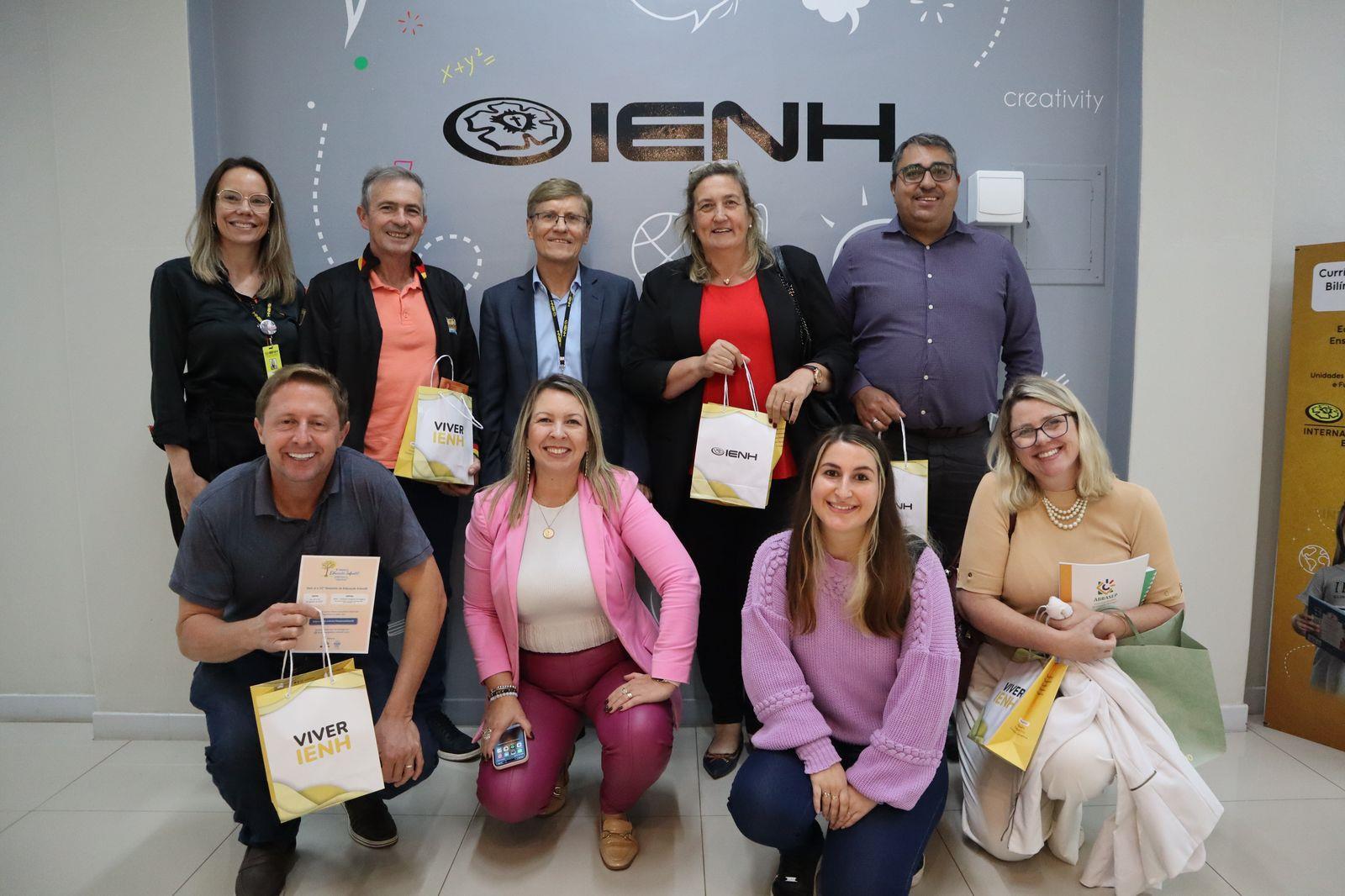 Diretor Geral da IENH recebe prefeituras de Pareci Novo e Maratá para tratar de parcerias  Diretor Geral da IENH recebe prefeituras de Pareci Novo e Maratá para tratar de parcerias