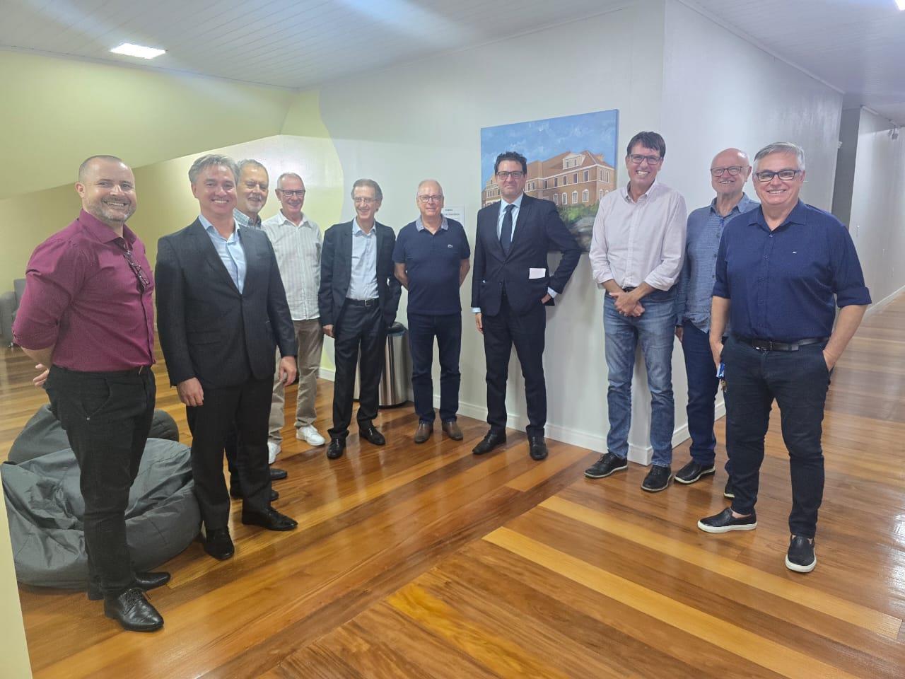 Diretoria da Mantenedora da IENH visita espaços revitalizados da Unidade Fundação Evangélica