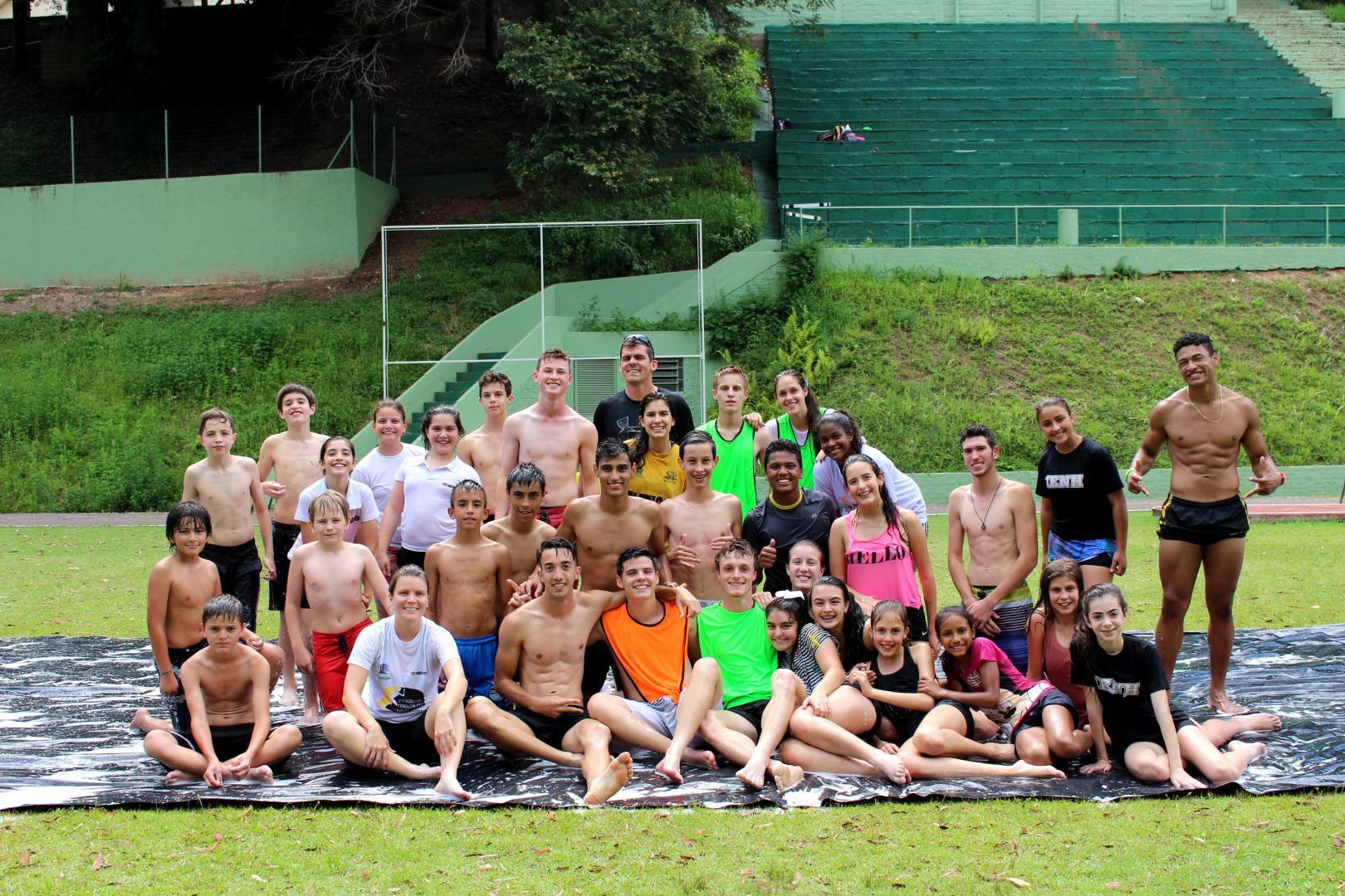 Equipe de Atletismo realiza confraternização de final de ano