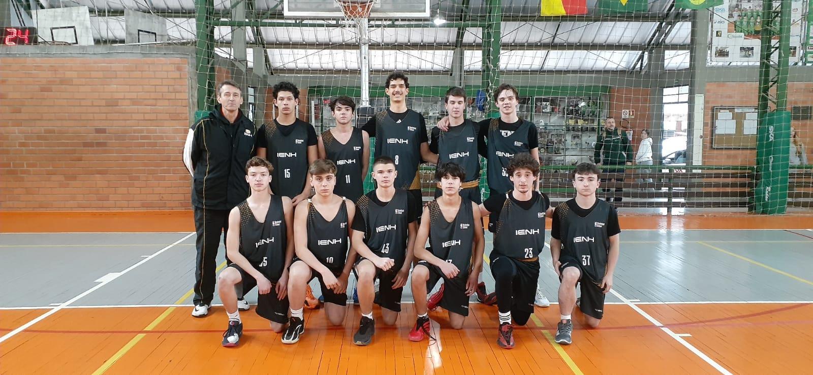 Equipe de Basquetebol da IENH é vice-campeã no Torneio Meridional 