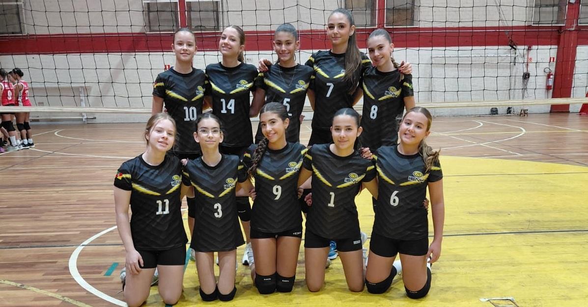 Equipes Sub 14 da IENH estreiam no Intercolegial de Voleibol da SGNH