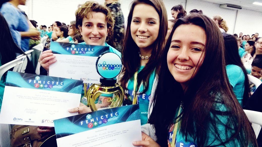 Estudantes da IENH conquistam prêmio de Projeto Destaque na V FEMICTEC