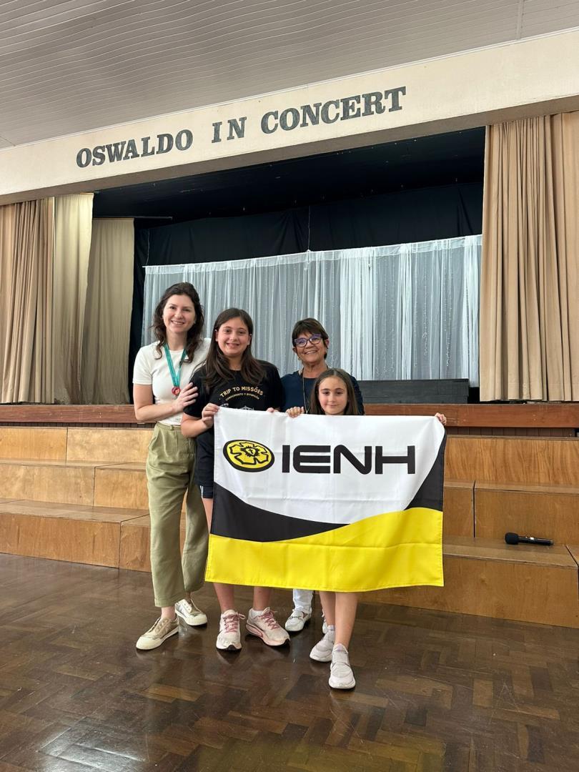 Estudantes da Unidade Oswaldo Cruz embarcam para intercâmbio na Tailândia