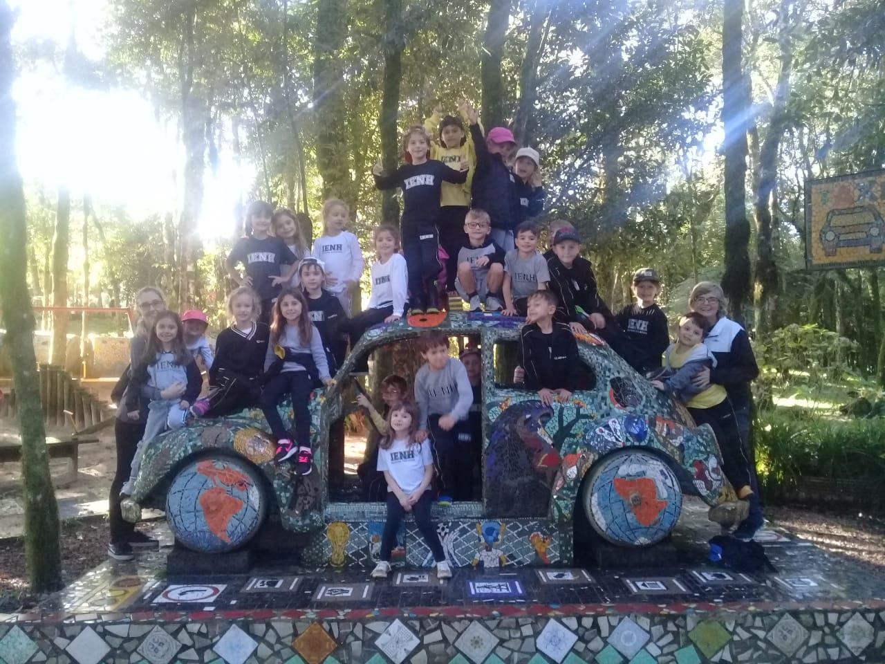 Estudantes do Ensino Fundamental da Unidade Pindorama visitam o Parque Caminho das Serpentes