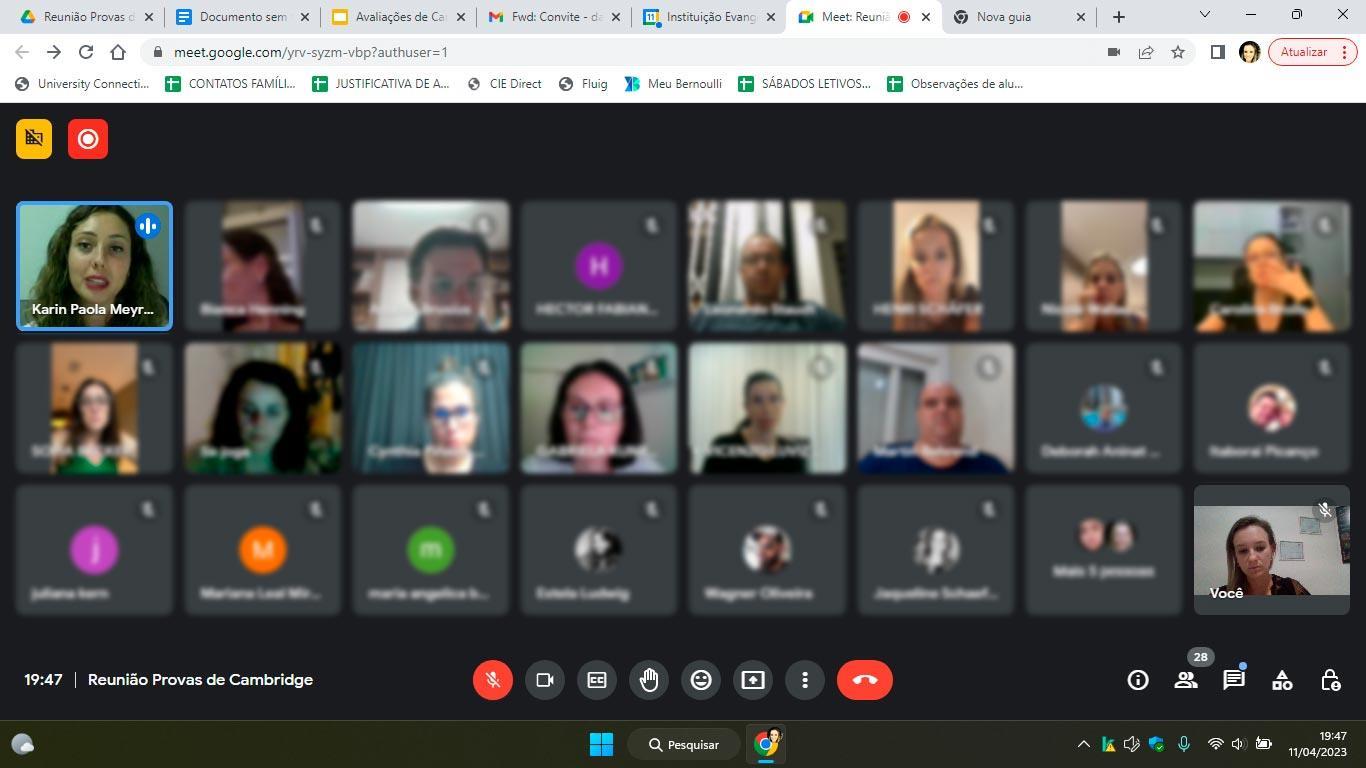 Famílias dos 9°s anos da IENH participam de reunião sobre as avaliações de Cambridge Famílias dos 9°s anos da IENH participam de reunião sobre as avaliações de Cambridge