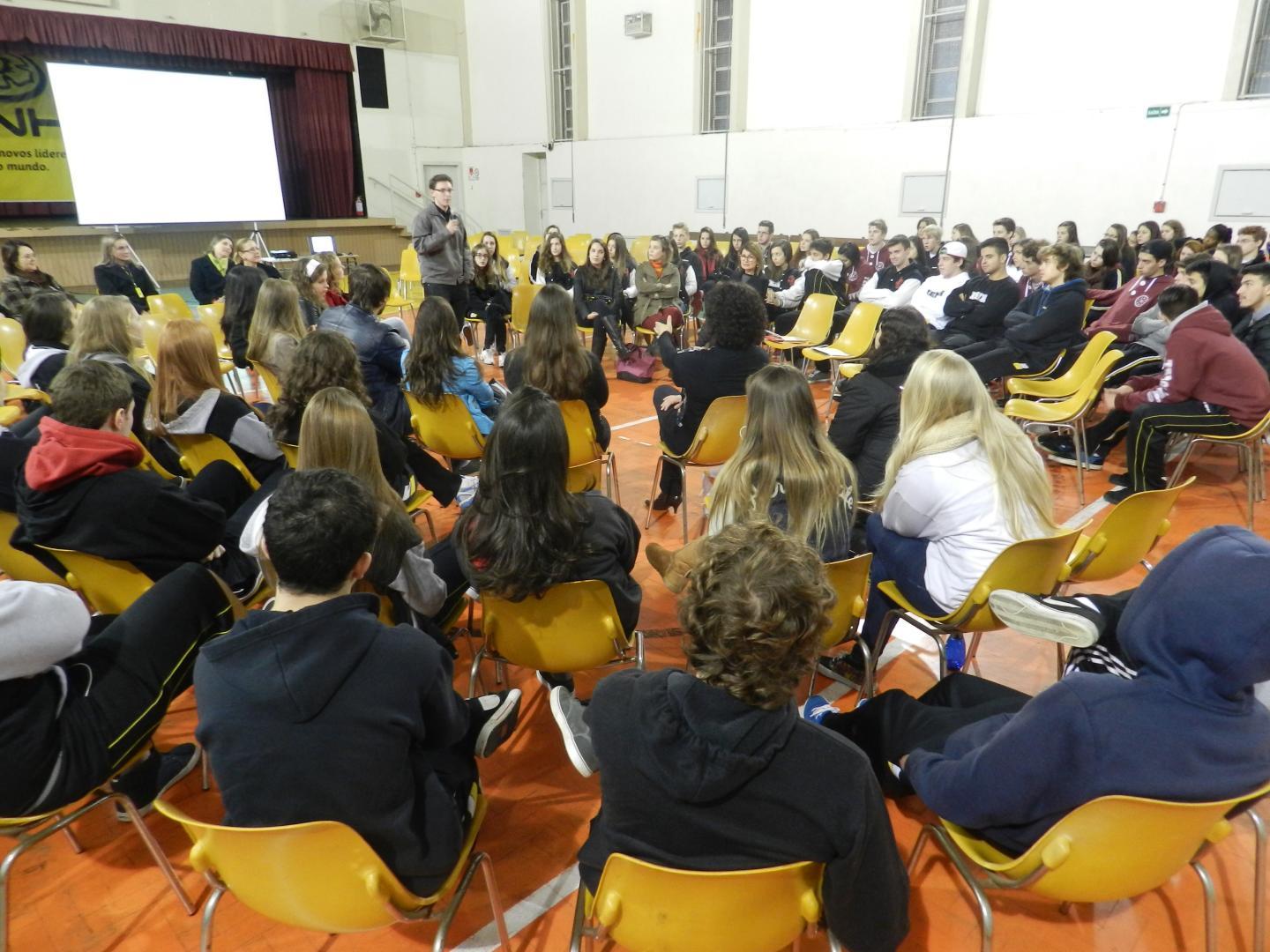 Fundação Evangélica realiza Fórum Social do Ensino Médio