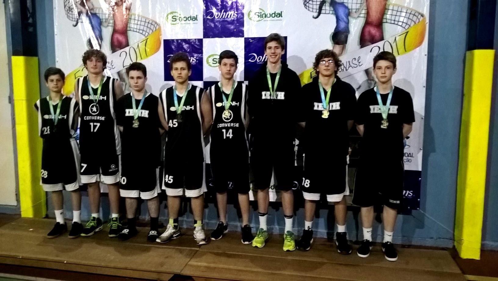 IENH conquista o 3º lugar da fase nacional da 53ª ONASE de basquetebol infantil masculino