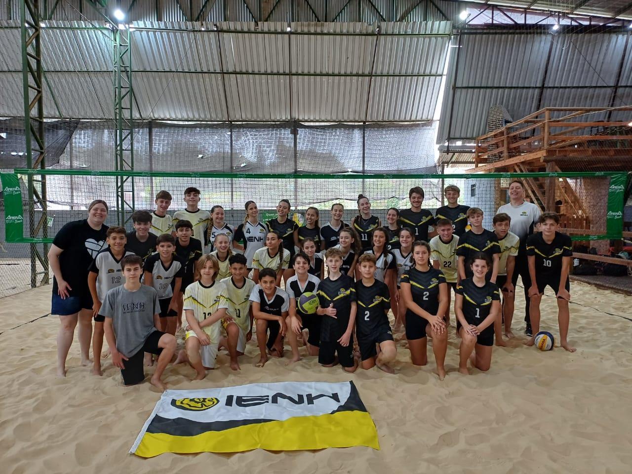 IENH domina os jogos da Olimpíada Escolar na modalidade voleibol de praia