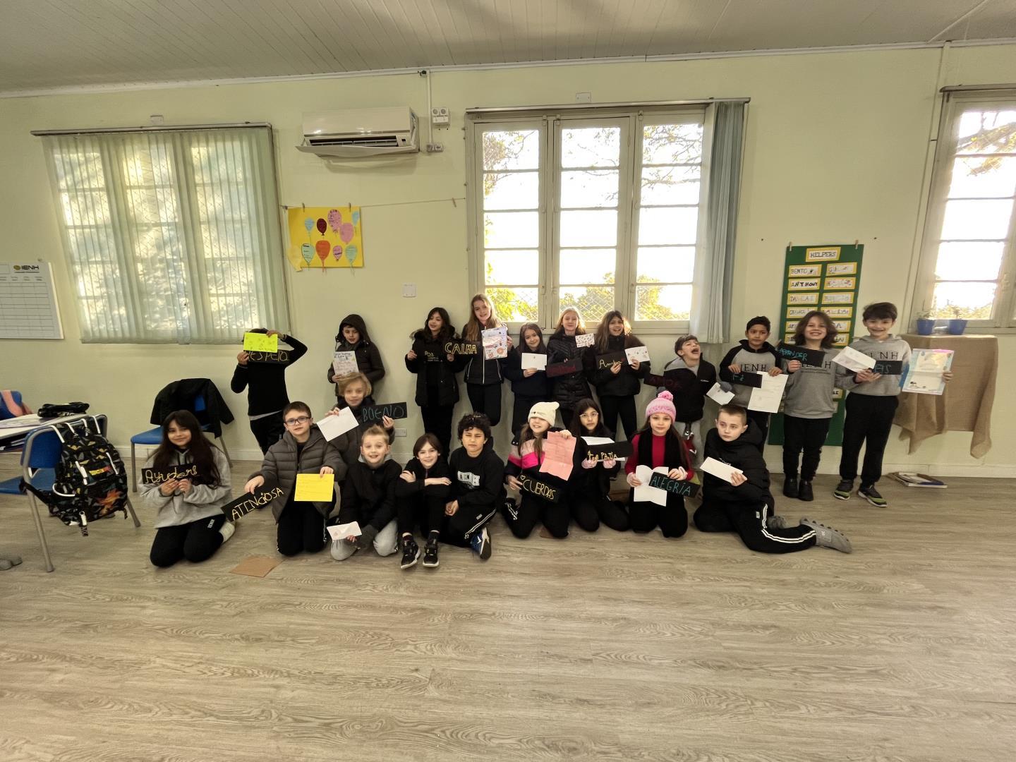 Lazos de empatía: atividade em espanhol promove reflexão sobre amizade na Unidade Pindorama 