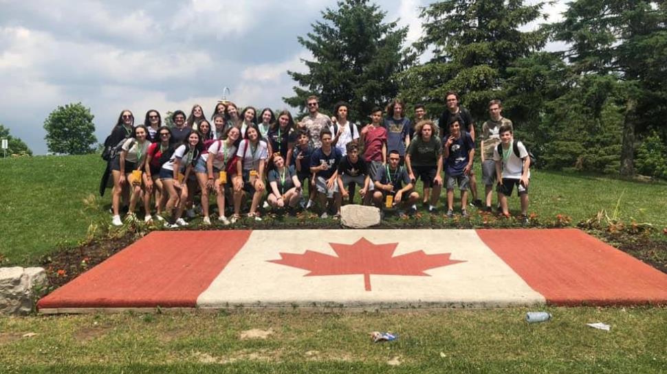 No Canadá, alunos bilíngues da IENH vivenciam novas experiências 