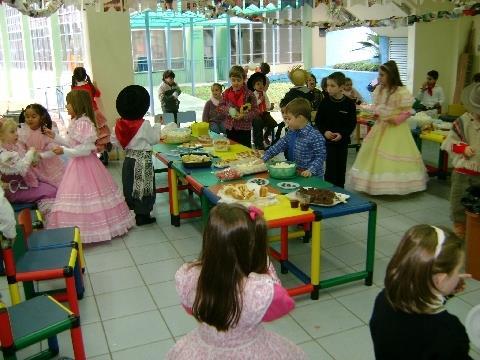 Unidades da IENH realizam Festas Juninas