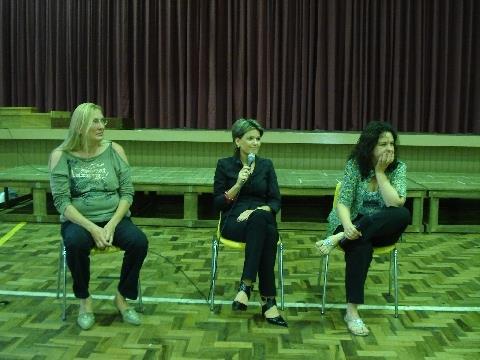 Alunos do Ensino Médio participam de Cine-Fórum