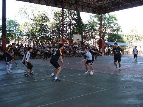 Grêmio Estudantil Castro Alves promove comemoração pelo Dia do Professor 