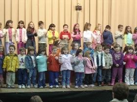 Unidade Oswaldo Cruz homenageia pais e reinaugura Salão