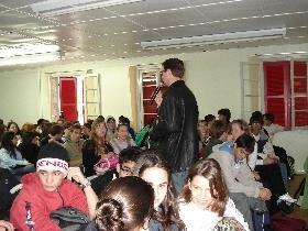 Meditação marca início das aulas do segundo semestre na Fundação Evangélica