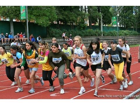Equipe de Atletismo da IENH se sobressai no Pentatlo Federal