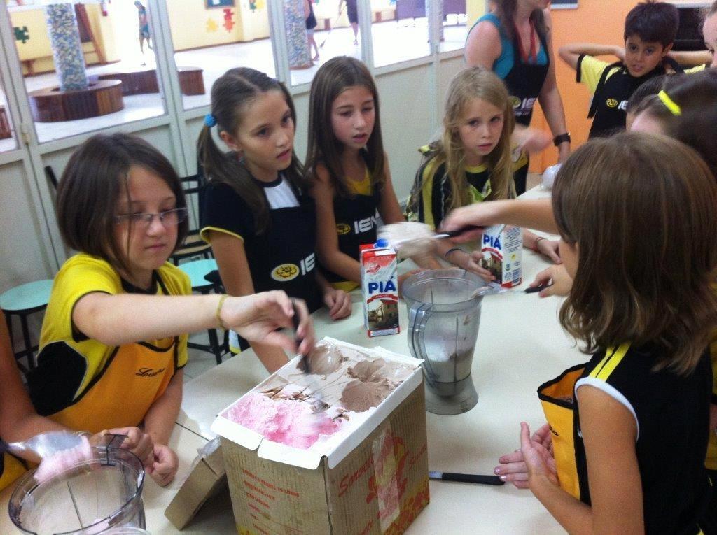 Milkshake preparado pelos alunos dos 4ºs anos