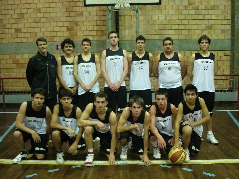 Equipe de Basquete Juvenil Masculina é líder isolada da Copa Farroupilha