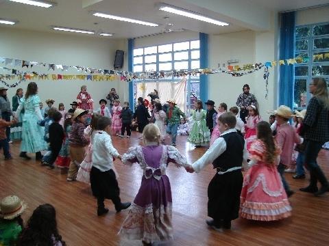 Educação Infantil do Pindorama faz Festa Junina
