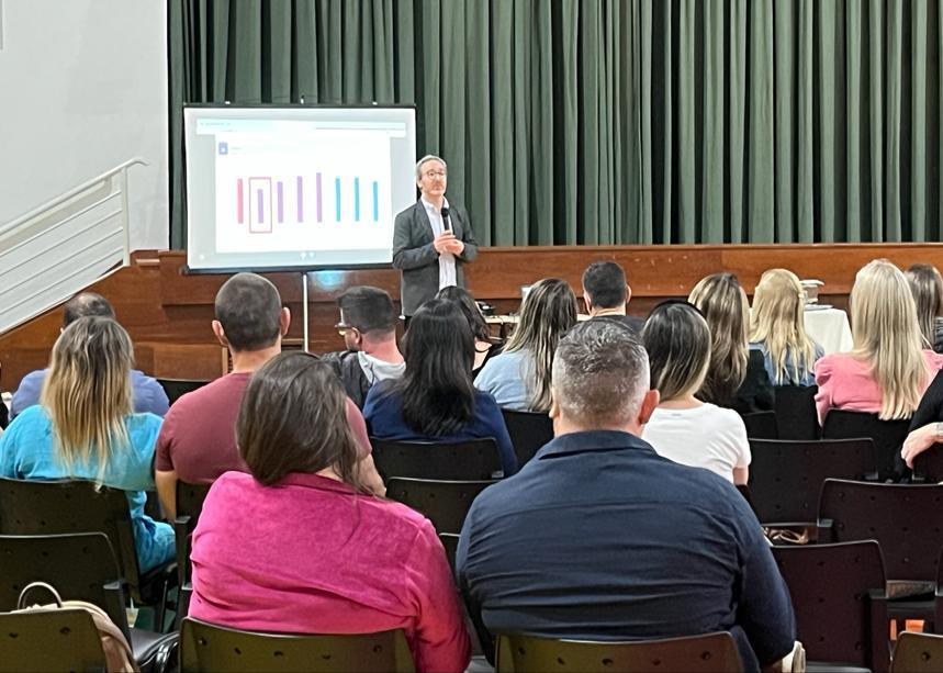 Palestra sobre uso consciente da tecnologia é promovida pela APP da Unidade Pindorama