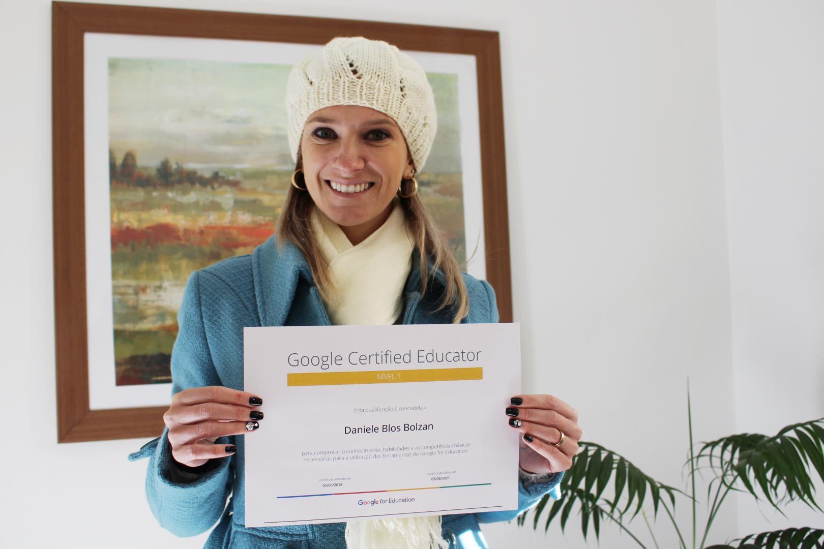 Professora da IENH recebe titulação de Educadora certificada pelo Google