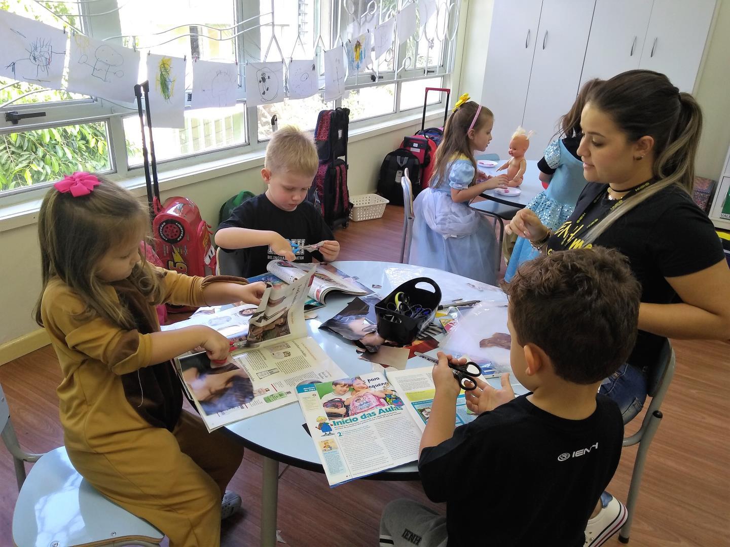 Respeito e cuidado com o colega são temas de atividade na Educação infantil Respeito e cuidado com o colega são temas de atividade na Educação infantil