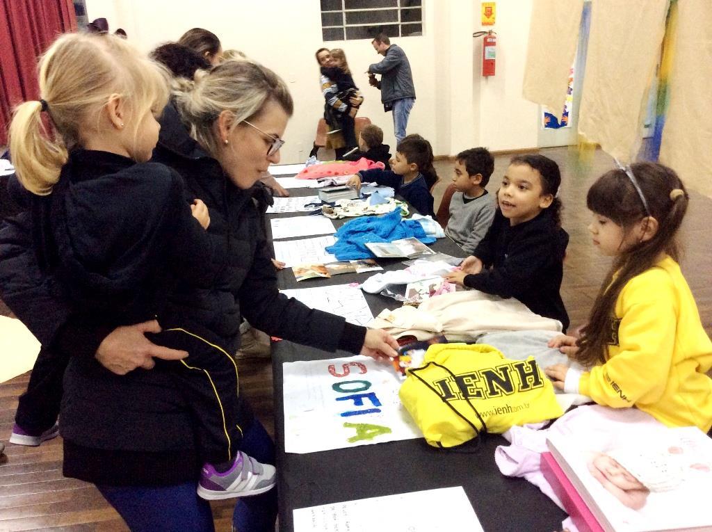 Sarau do nascimento promove encontro entre alunos e famílias