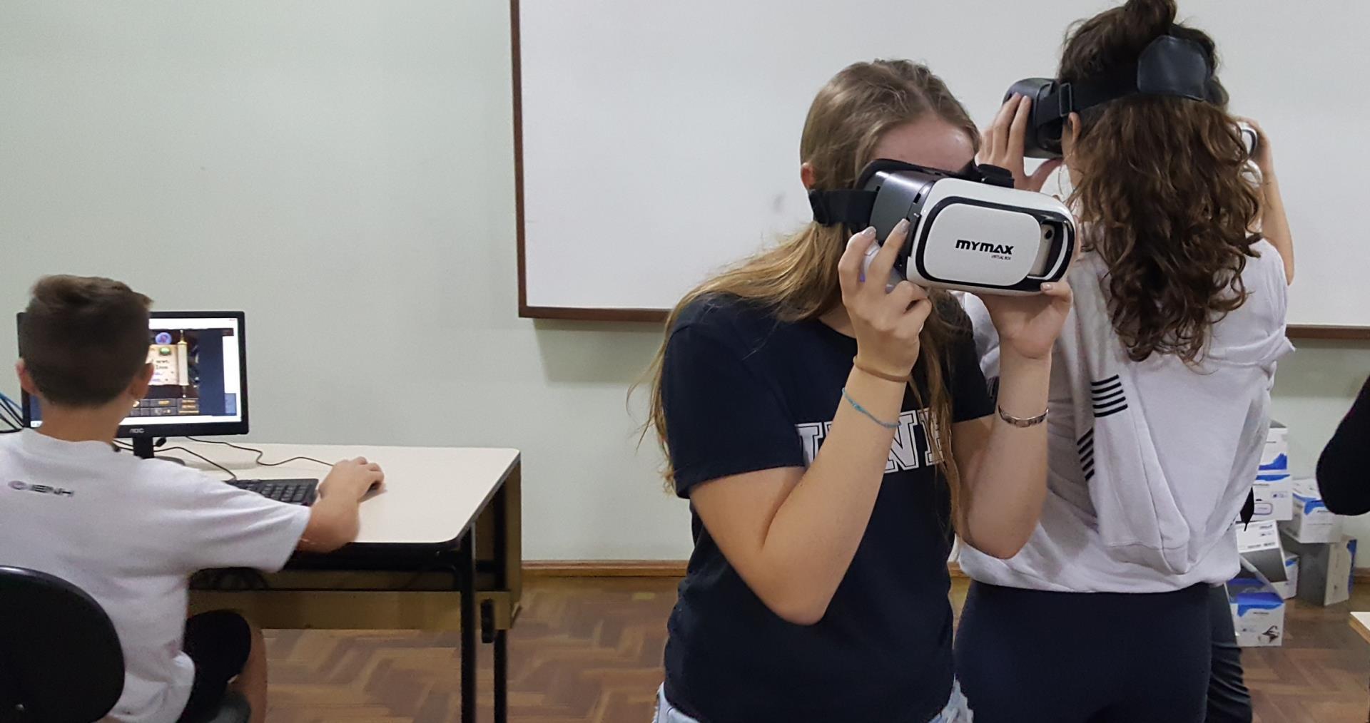 Tecnologia e literatura: aprendendo sobre contos com realidade virtual e games