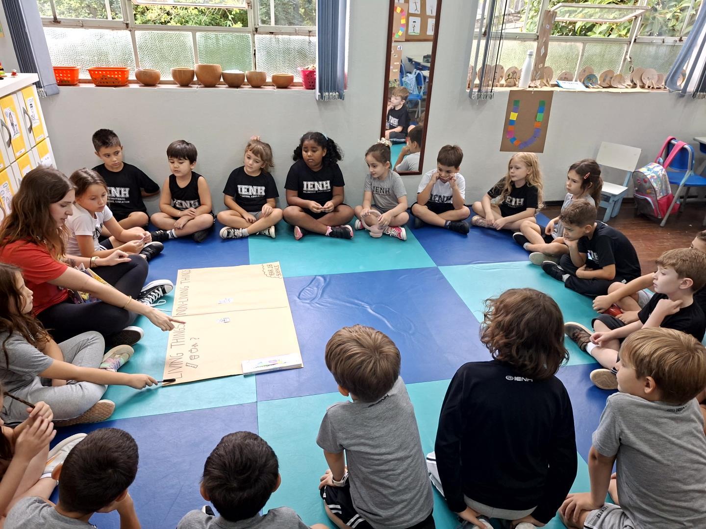 Turmas de Year 1 da Unidade Pindorama aprendem Science de forma prática e investigativa 