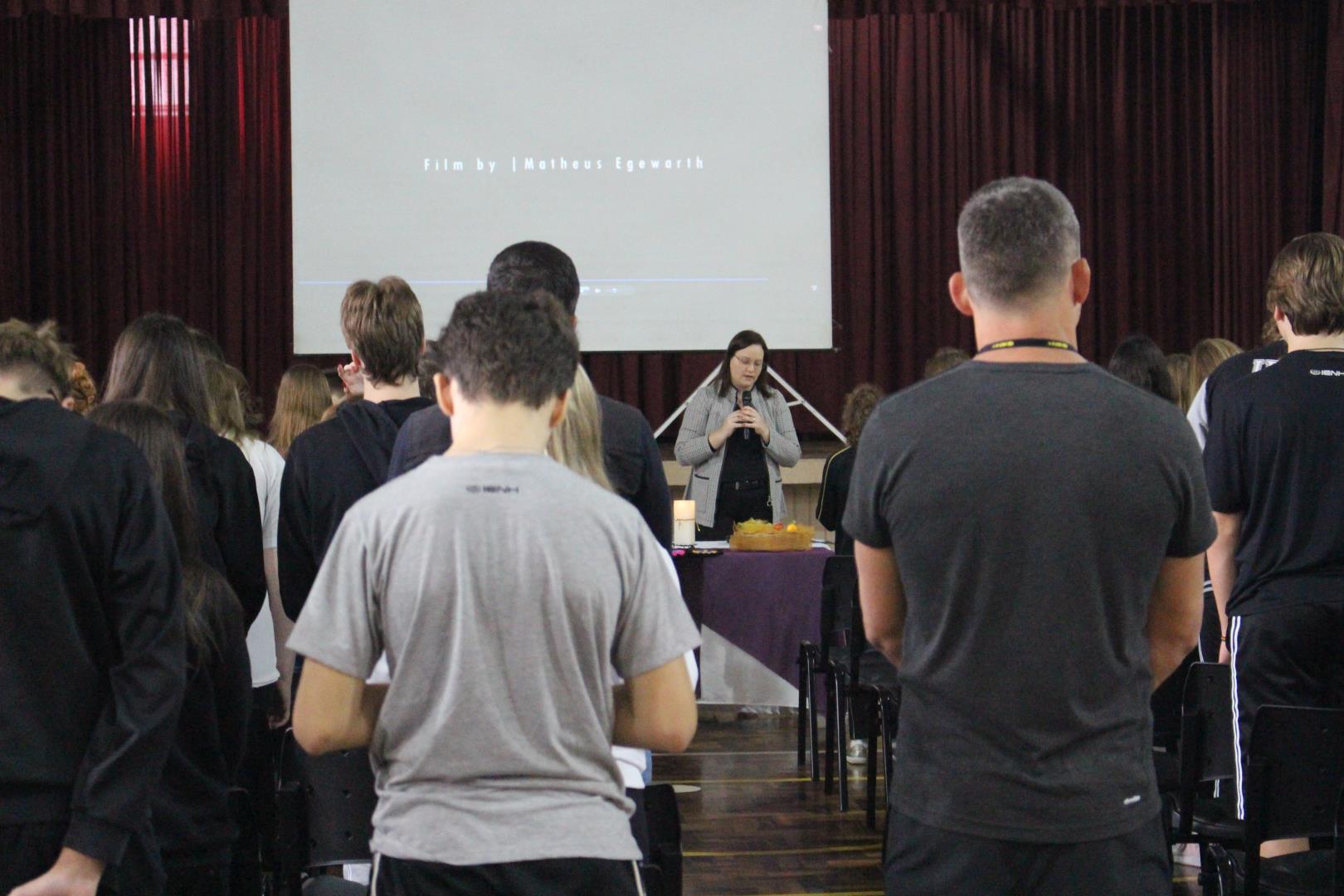 Unidade Fundação Evangélica realiza momentos de Meditação de Páscoa