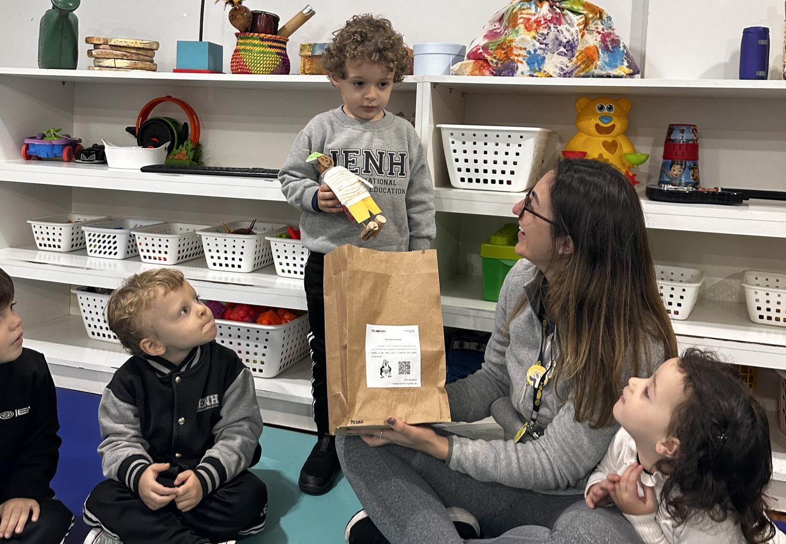 Unidade Pindorama promove atividade que une literatura e criatividade no Kindergarten 3B