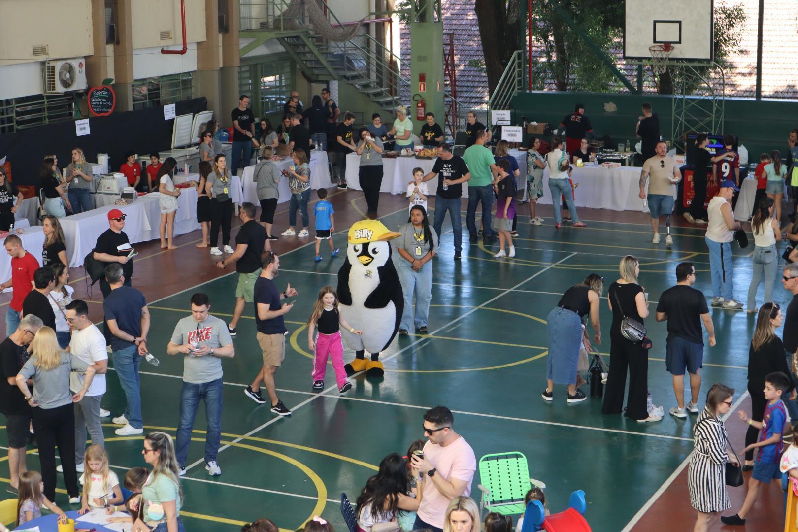 XIX Festa da Família integra comunidade escolar das Unidades da IENH 