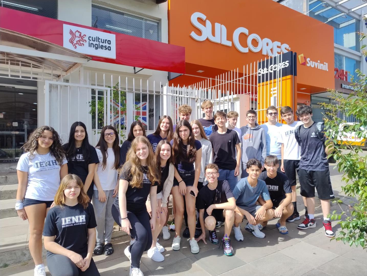 Year 9 da Unidade Fundação Evangélica participa das provas de Cambridge em Porto Alegre