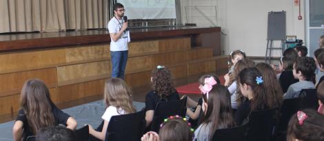 Agentes Mirins do Trânsito da Unidade Oswaldo Cruz recebem especialista em mobilidade urbana Agentes Mirins do Trânsito da Unidade Oswaldo Cruz recebem especialista em mobilidade urbana