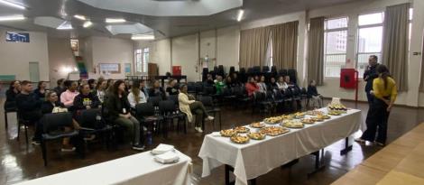 APP da Unidade Oswaldo Cruz organiza homenagem pelo Dia do Professores