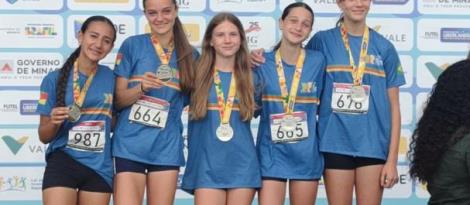 Atletismo da IENH conquista medalha no JEBs de 12 a 14 anos Atletismo da IENH conquista medalha no JEBs de 12 a 14 anos