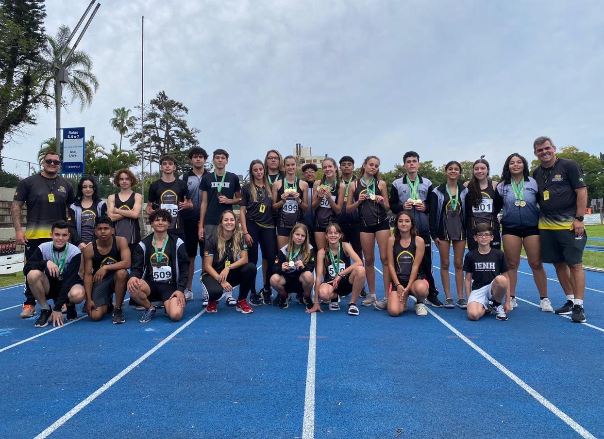 Atletismo da IENH é Campeão Estadual da categoria sub-16