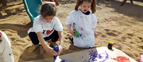 Brincando, aprendendo e sorrindo no Espaço Brincar e Criar