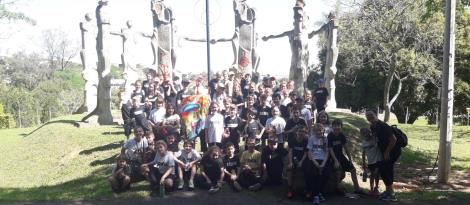 Conhecendo Novo Hamburgo: alunos participam de City Tour e palestra Conhecendo Novo Hamburgo: alunos participam de City Tour e palestra