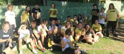 Cultivo do solo e outras aprendizagens na construção da horta escolar Cultivo do solo e outras aprendizagens na construção da horta escolar