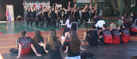 Dança nas Quadras 2023 tem Glee como tema das apresentações