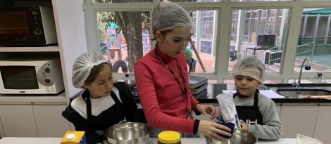 Educação Infantil da Unidade Pindorama tem cooking class voltada para o ensino de formas geométricas